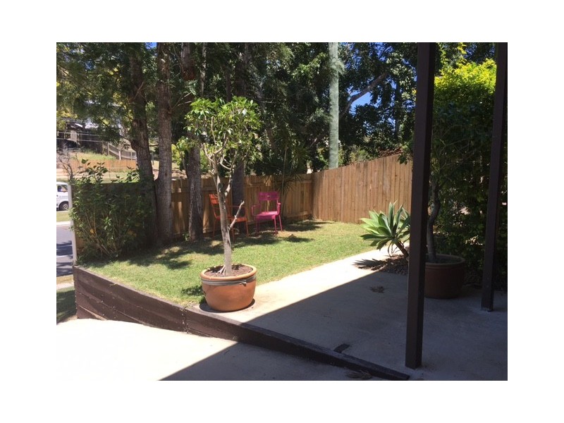 270a Bennetts Road, Norman Park QLD 4170