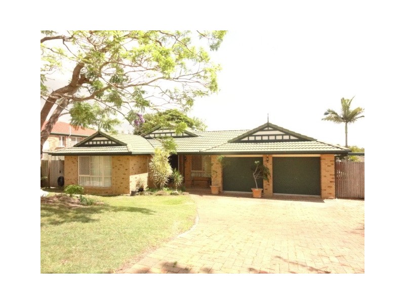 16 Hurlstone Street, Wishart QLD 4122