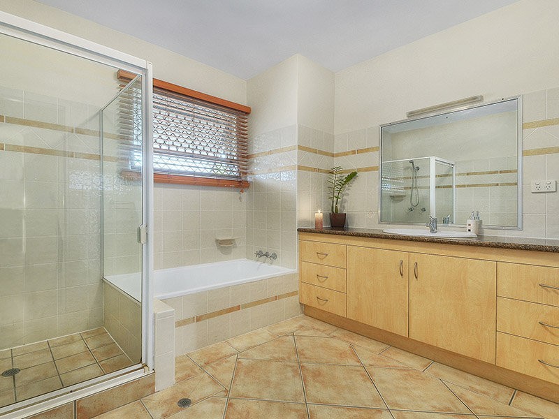 3/20 Kitchener Street, Coorparoo QLD 4151