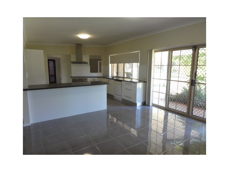 28 Swinton Street, Chandler QLD 4155