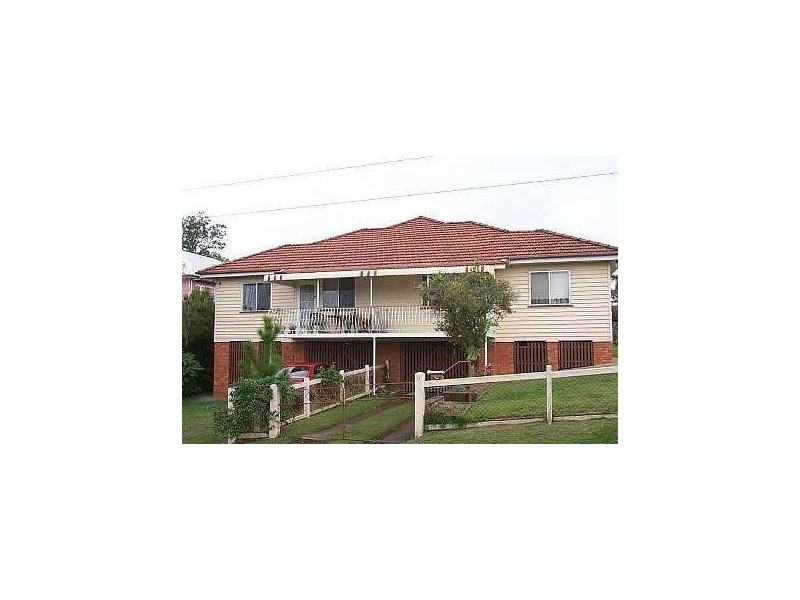 11 Warilda Street, Camp Hill QLD 4152