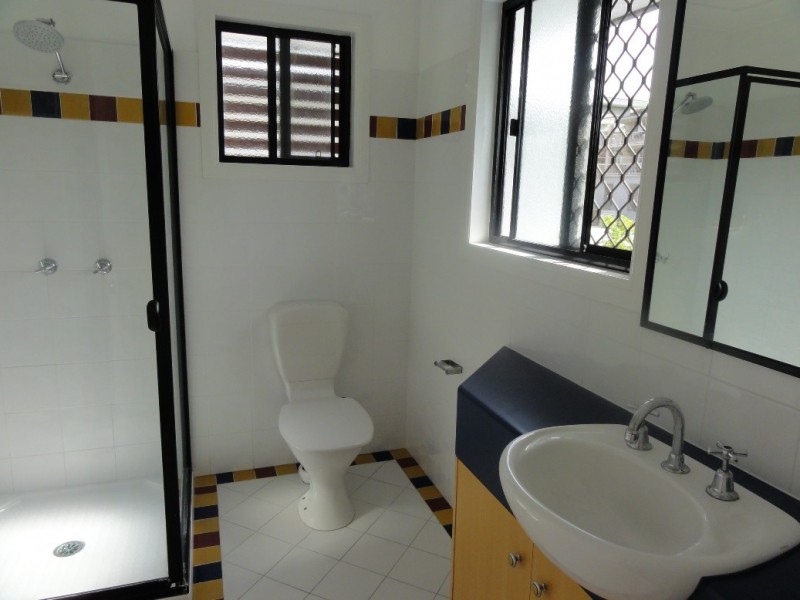 1/31 Dickenson Street, Carina QLD 4152