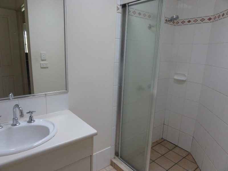 2/23 Kingsmill Street, Chermside QLD 4032