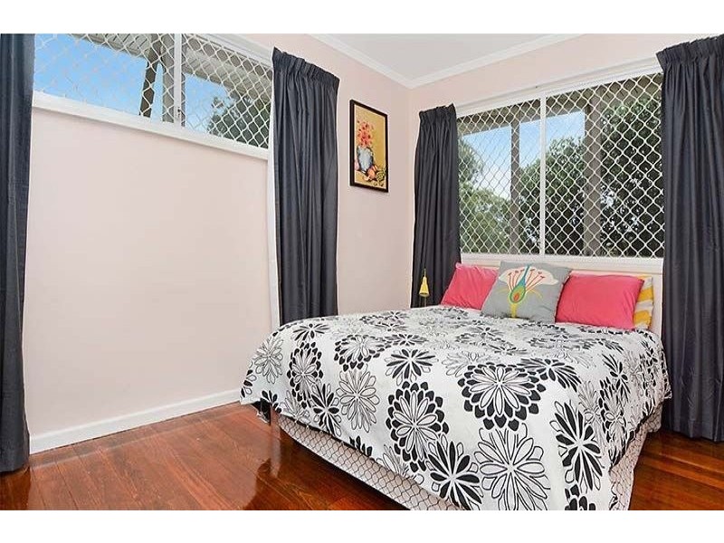 30 Kylie Avenue, Ferny Hills QLD 4055