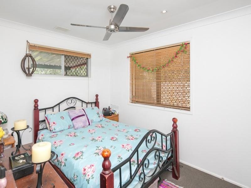 51 Leon Street, Thorneside QLD 4158