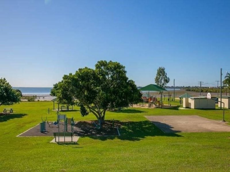 51 Leon Street, Thorneside QLD 4158