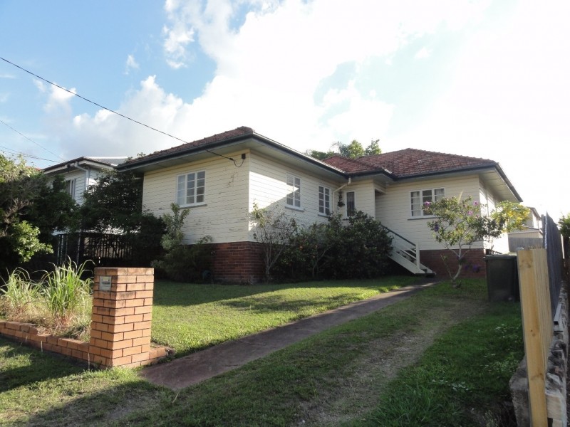 7 Grant Street, Camp Hill QLD 4152
