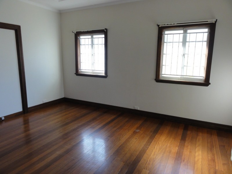 7 Grant Street, Camp Hill QLD 4152