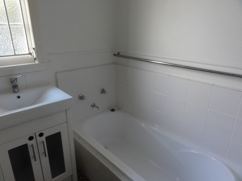 7 Grant Street, Camp Hill QLD 4152