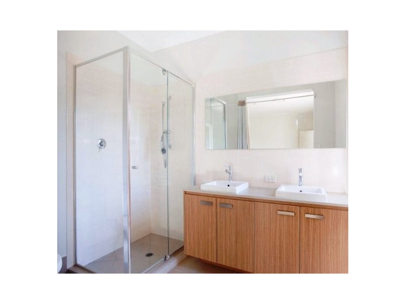 15 Satinay Parade, North Lakes QLD 4509