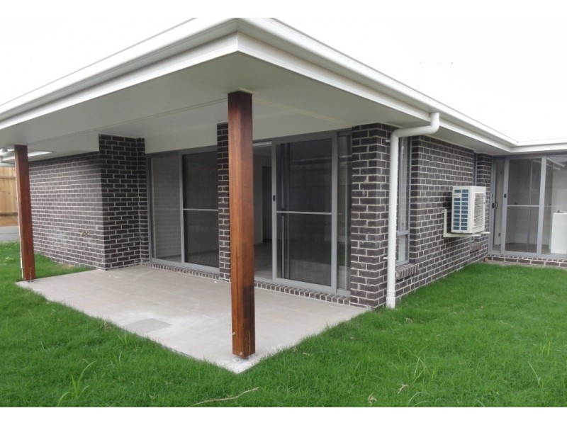 8 Kiama Circuit, Thornlands QLD 4164