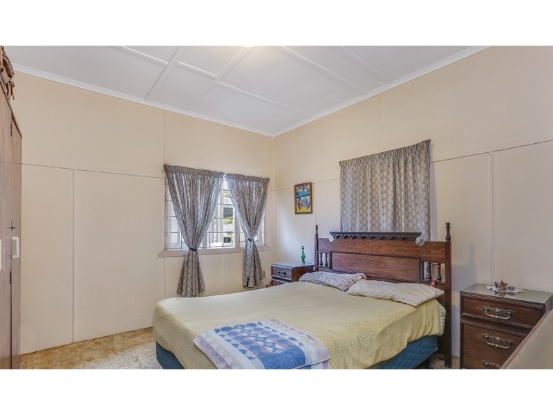 85 Cedar Street, Greenslopes QLD 4120