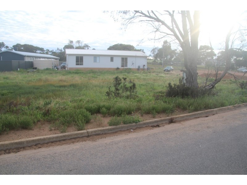 1A Wallschutzky Road, Streaky Bay SA 5680