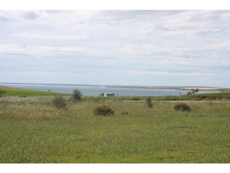 31 Loveshack Route, Streaky Bay SA 5680