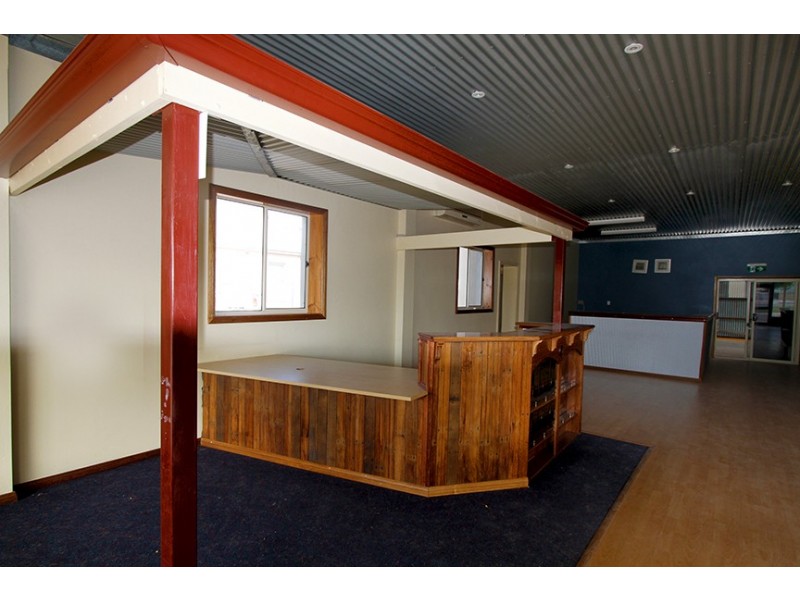 19 Bay Road, Streaky Bay SA 5680