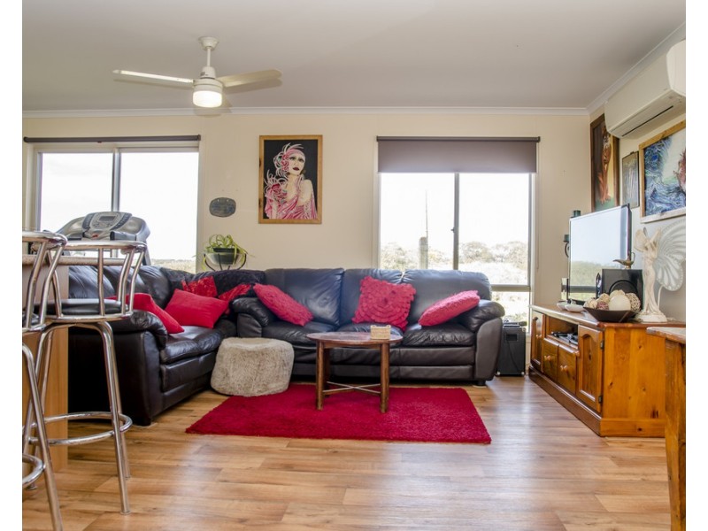 7 Jessie Flat Road, Streaky Bay SA 5680