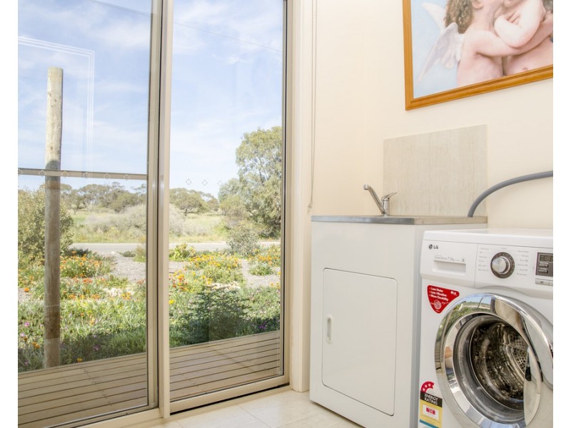 7 Jessie Flat Road, Streaky Bay SA 5680