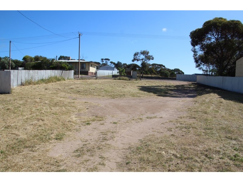 22 Elizabeth Street, Streaky Bay SA 5680