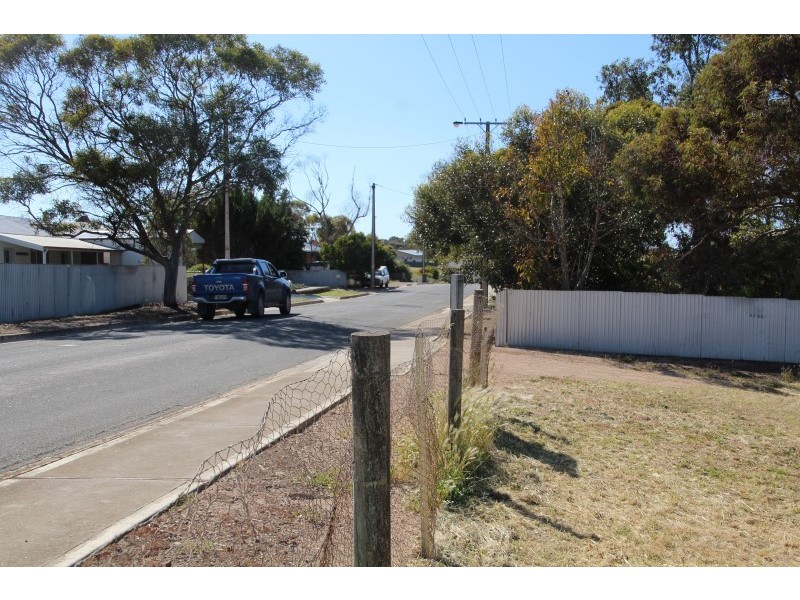 22 Elizabeth Street, Streaky Bay SA 5680
