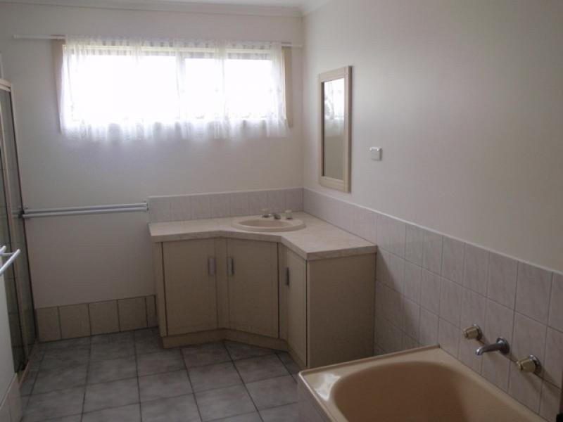 24 Wells Street, Streaky Bay SA 5680