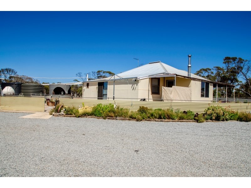 26205 Eyre Highway, Pygery SA 5655