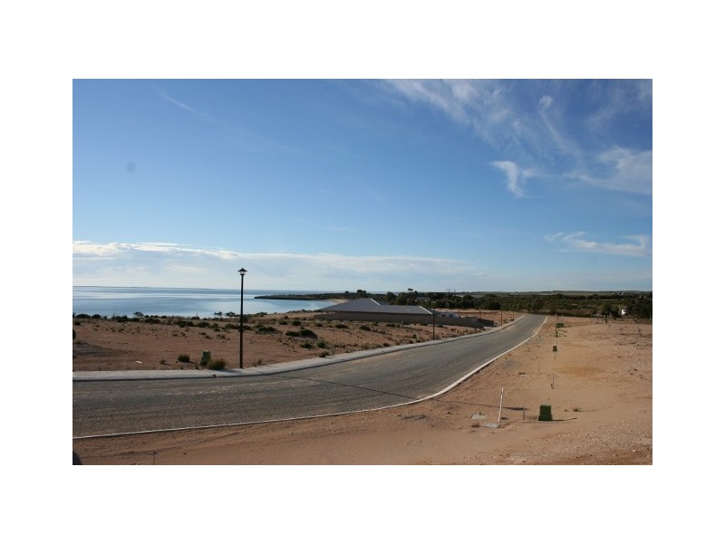 38 Flinders Drive, Streaky Bay SA 5680