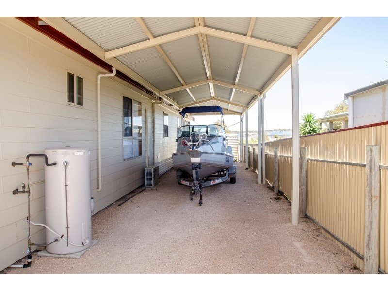 13 Wharff St, Streaky Bay SA 5680