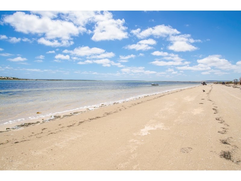 33-35 Baird Bay Road, Baird Bay SA 5671