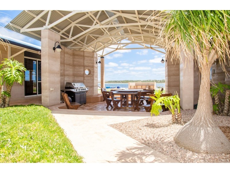 33-35 Baird Bay Road, Baird Bay SA 5671