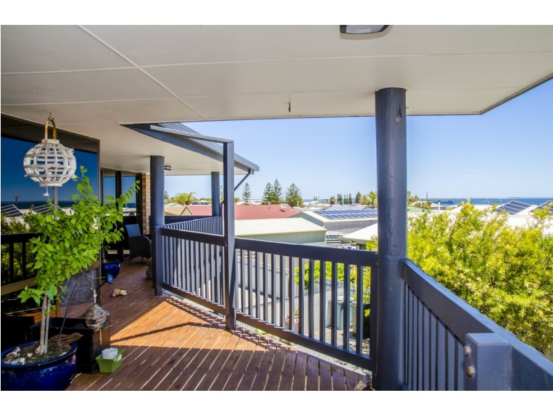 8 Crocker Street, Smoky Bay SA 5680