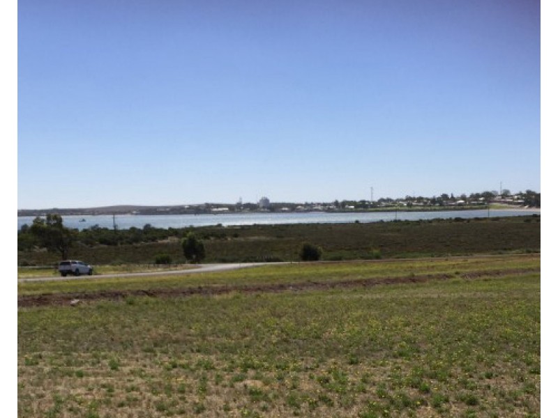 23 Oscar Williams Drive, Streaky Bay SA 5680