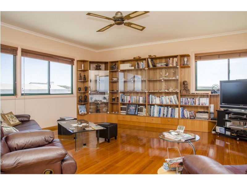 1574 Westall Way Loop, Westall SA 5680