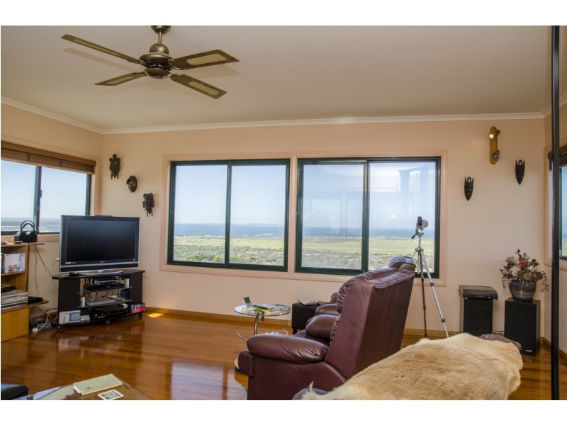 1574 Westall Way Loop, Westall SA 5680