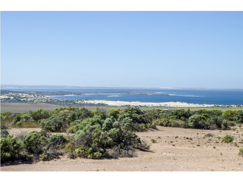 1574 Westall Way Loop, Westall SA 5680