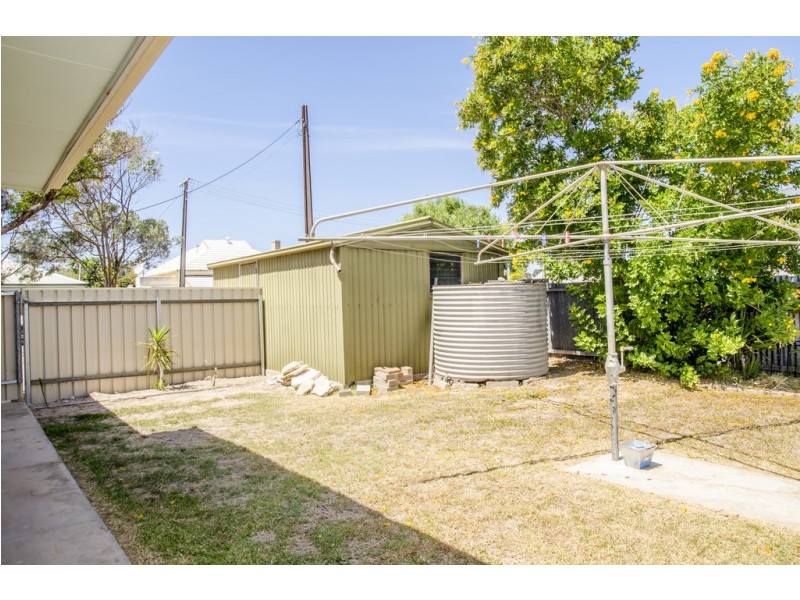 7 Linklater Street, Streaky Bay SA 5680