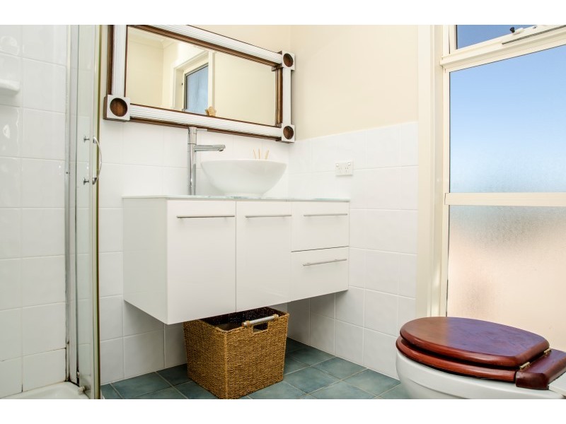 38031 C Flinders Highway via Ceduna, Laura Bay SA 5680