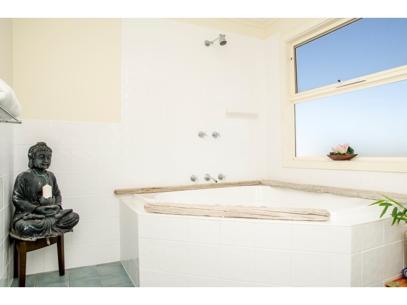 38031 C Flinders Highway via Ceduna, Laura Bay SA 5680