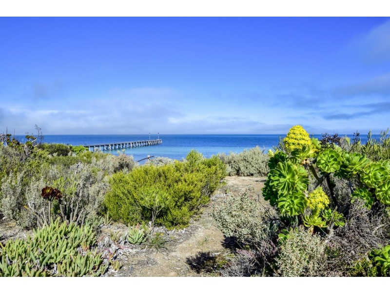 1 South Tce Haslam, Streaky Bay SA 5680