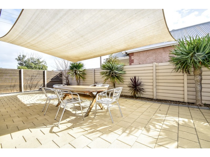 16 Linklater Street, Streaky Bay SA 5680