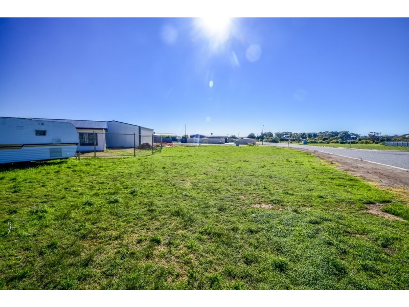 2 Johnson Street, Streaky Bay SA 5680