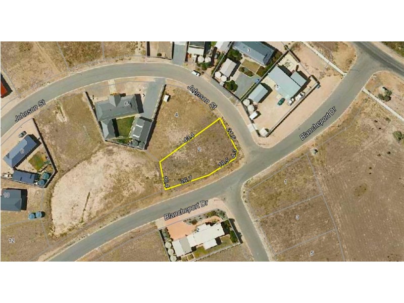 2 Johnson Street, Streaky Bay SA 5680