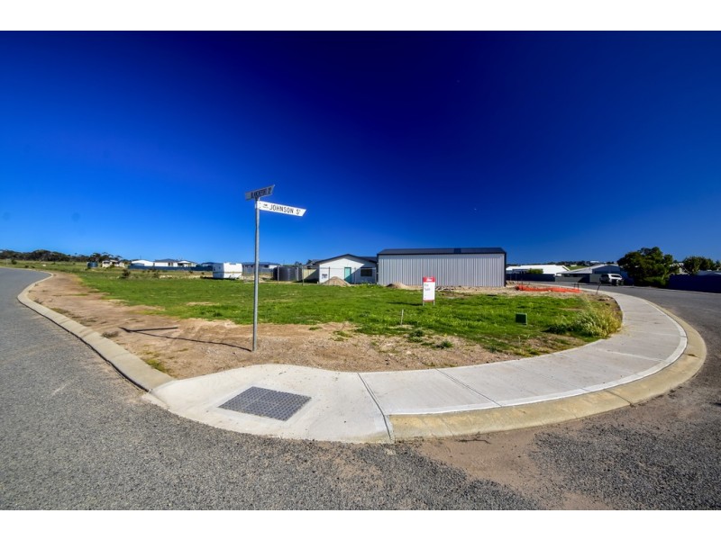 2 Johnson Street, Streaky Bay SA 5680