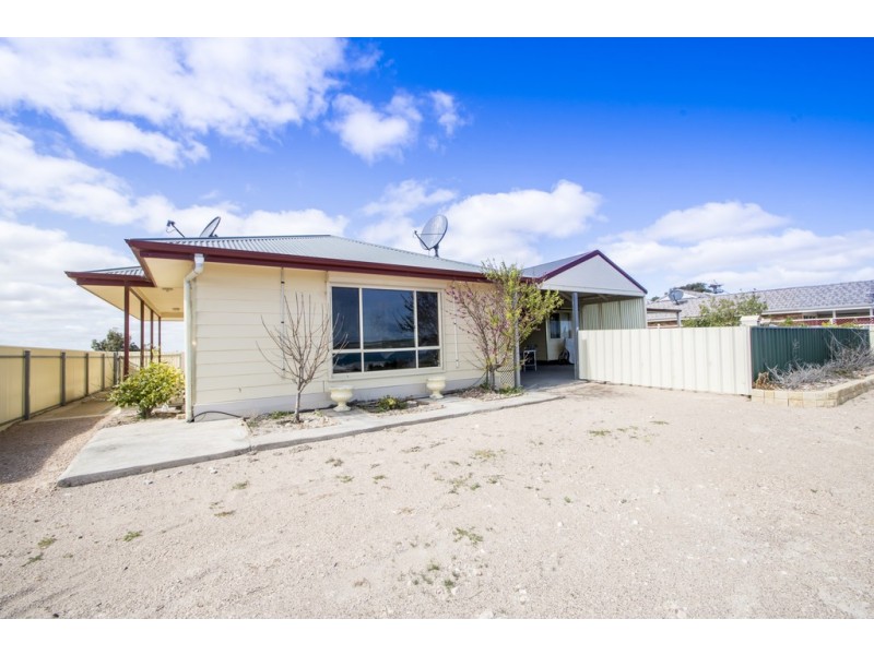 26 Flinders Drive, Streaky Bay SA 5680