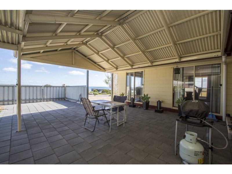 26 Flinders Drive, Streaky Bay SA 5680