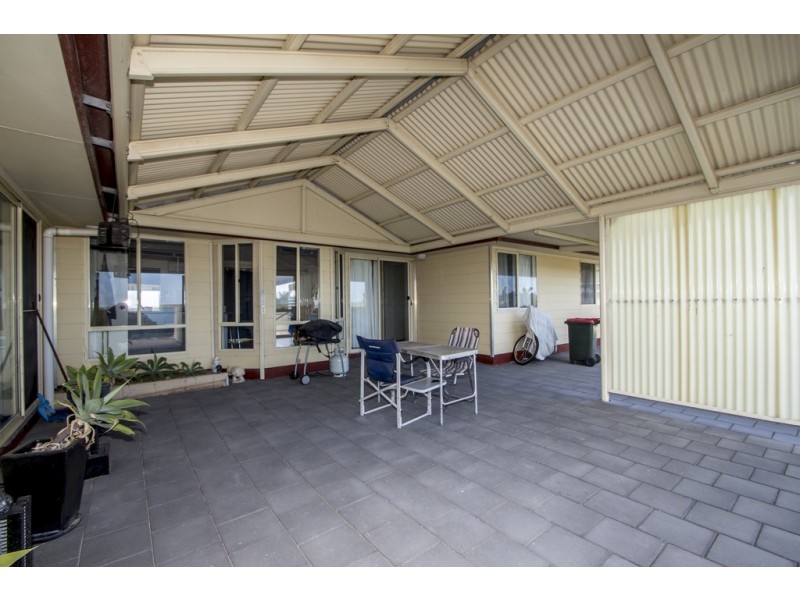 26 Flinders Drive, Streaky Bay SA 5680