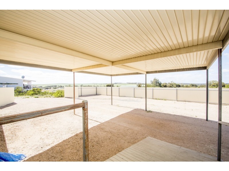 26 Flinders Drive, Streaky Bay SA 5680