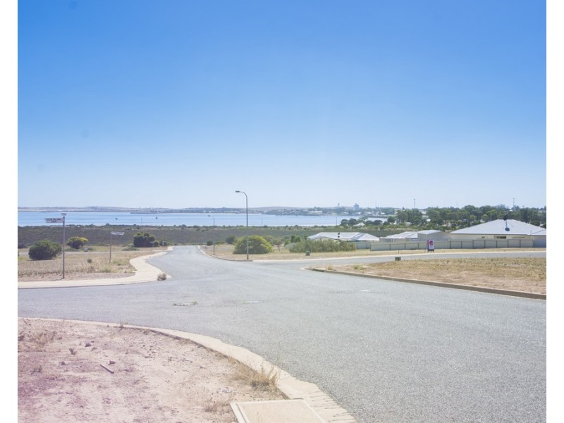 55 Oscar Williams Drive, Streaky Bay SA 5680