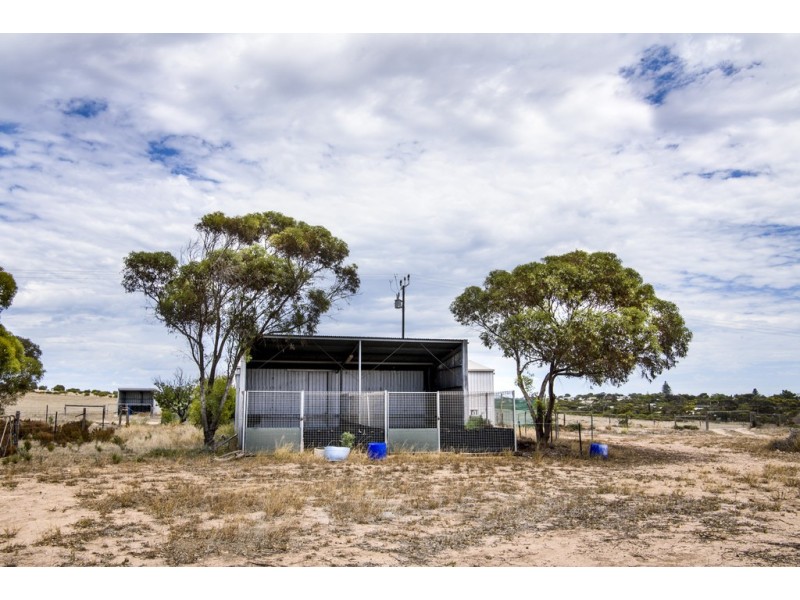 122 Wallschutzky Road, Streaky Bay SA 5680