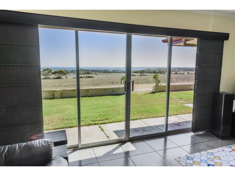 3B Woodlawn Rd, Streaky Bay SA 5680