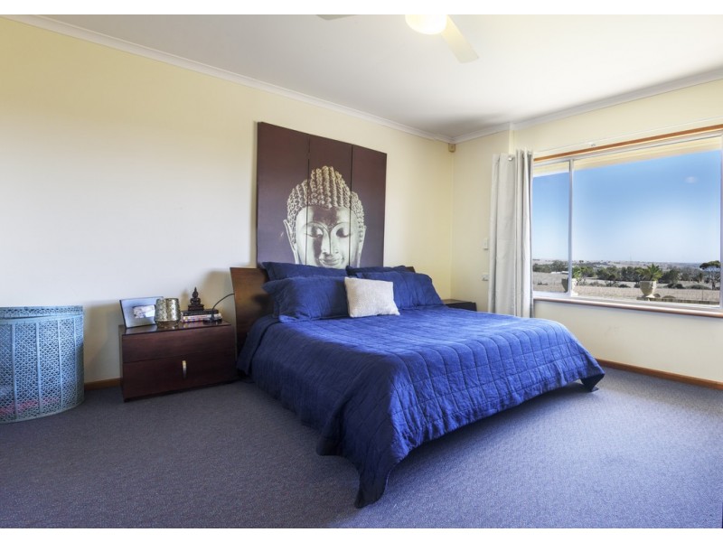 3B Woodlawn Rd, Streaky Bay SA 5680